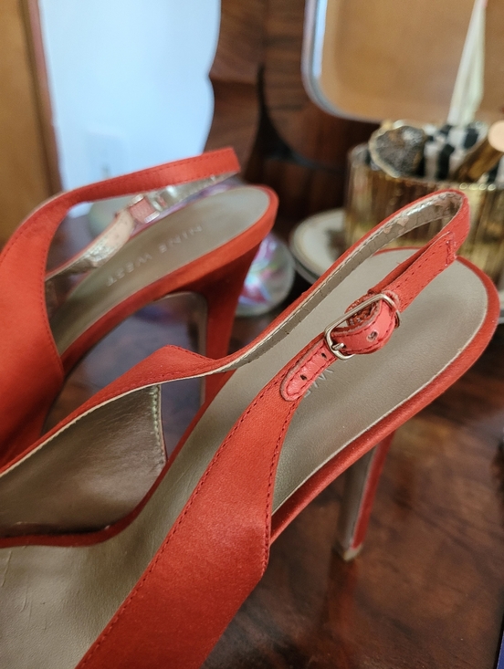 Nine West Platform Slingback Heel Retro Vintage Vibe